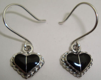 Earrings heart with resin crooked wire