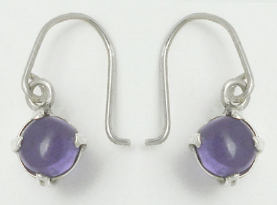 Earrings mounted amethyst stone