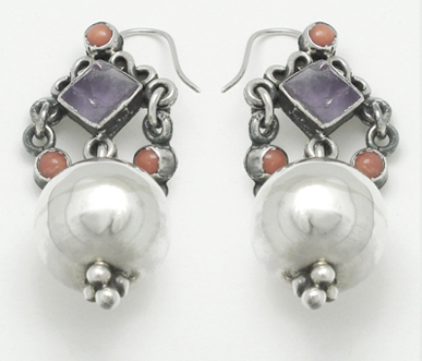Earrings and  fit in stone and ball