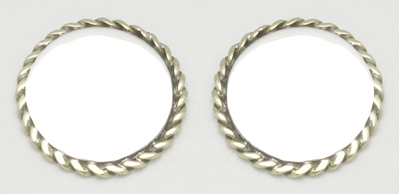 Earrings and  circle with torsal of brass