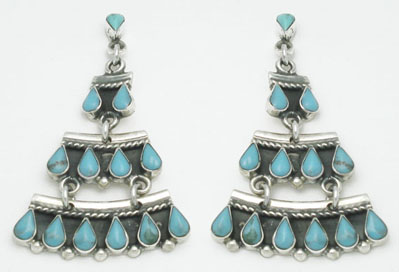 Drops earrings with stone