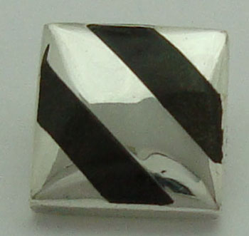 Button squared in obsidian
