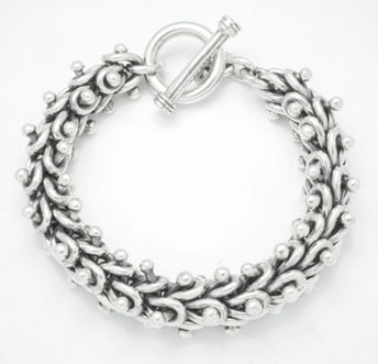 Bracelet of curl with sphere oxidized