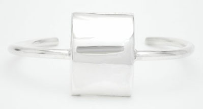 tube bracelet with plate embedded squared
