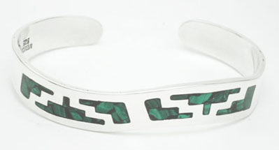 bracelet  waved with stairs of malachite