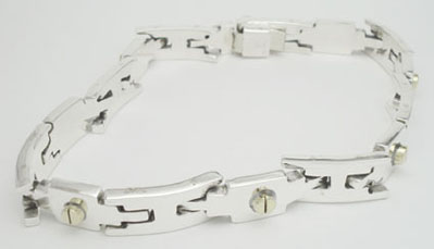 Bracelet type  Bracelete       with brass screws