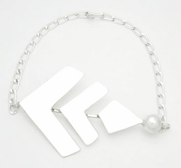 Bracelet thin chain with 3 arrows