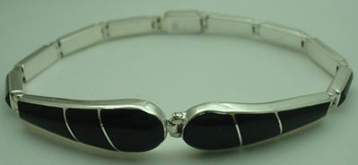 Bracelet bars with 2 drops of black onyx