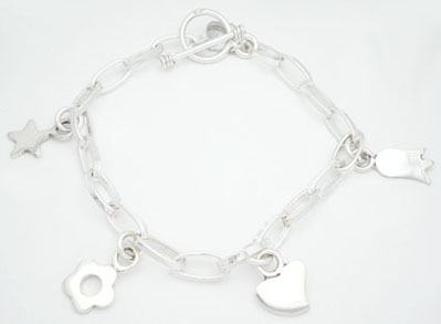 Bracelet smooth with pendant of flower and star
