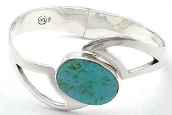 bracelet  with turquoise quitman in oval