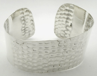 Bracelet in diminished style smooth and hammered