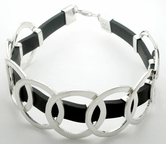 Bracelet hoops in chain with rubber