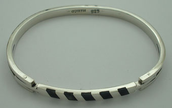 Bracelet delagado with 5 sodalite bars