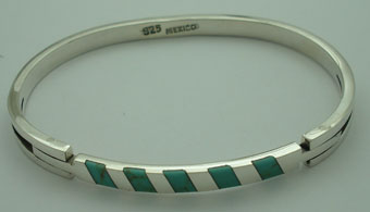 Bracelet delagado with 5 turquoise bars quitman