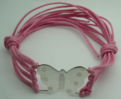 bracelet  with threads pink color with a butterfly
