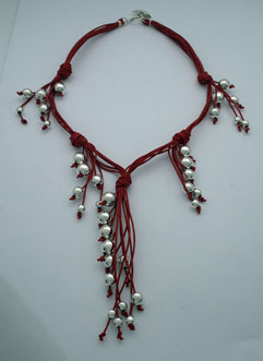 Necklace drawstrings of rain red