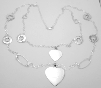 Necklace of 2/heart smooth and perforated hoops
