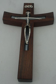 Cristo c/cruz plana de madera de granadillo dorado