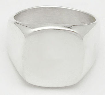 Ring with smooth square
