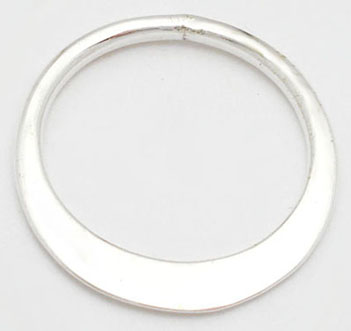 Flat oval ring
