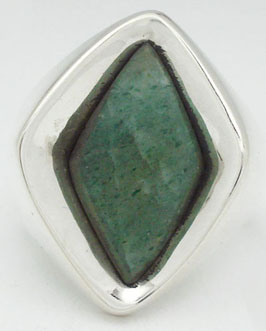 Obsidian ring in rhomb