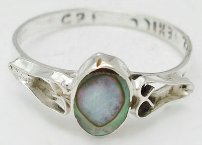 Ring of oval blue shell small