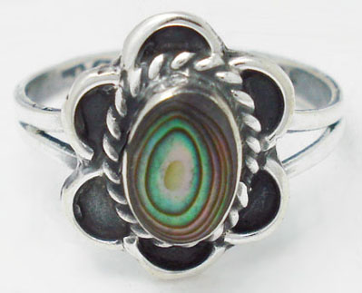 Flower ring with blue shell in oval