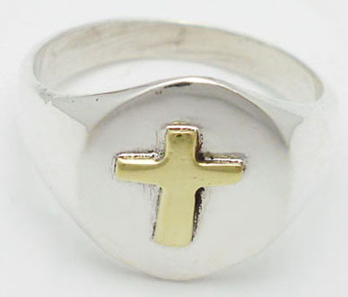 Oval ring with brass cross