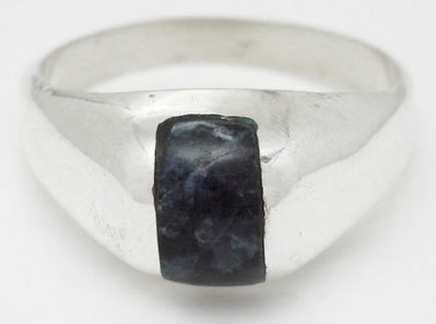 Embedded ring with sodalite