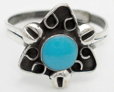 Flower ring with round skyblue plastic