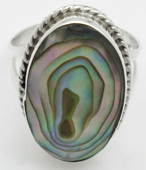 Ring of blue shell in oval with torsal