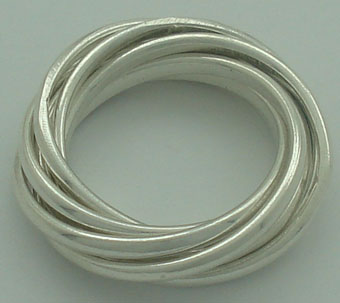 Linked ring of seven hoops