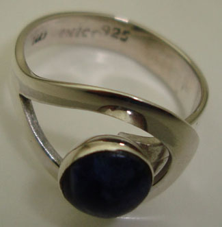 Drop ring with sodalite