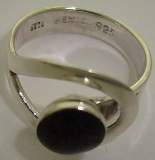 Drop ring with aventurine residence