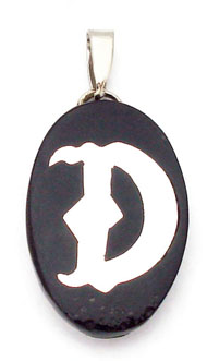 Pendant plastic oval with letter D