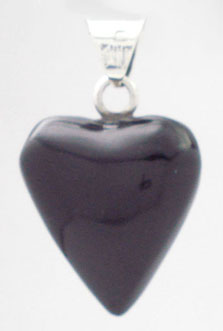 Pendant of navy blue plastic in heart with mandolin