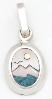 Pendant of oval with shell scenery