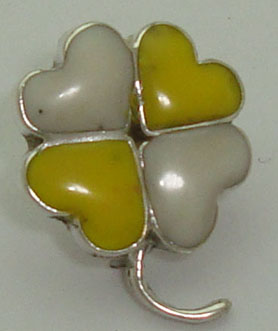 Pendant of clover with white multicolored resin and yellow