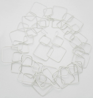 Set of smooth squares of wire