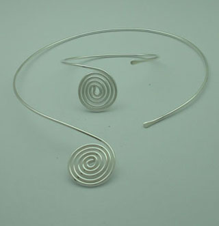Set of Neckless and bracelet of circles