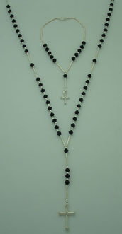 Set of bracelet and necklace with suarovski black t/rosario