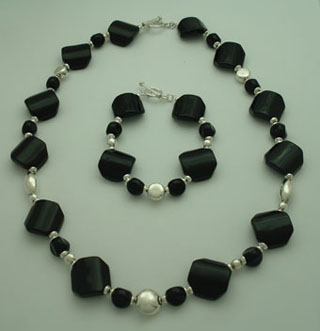 Set of  faceted  onyx and ovals