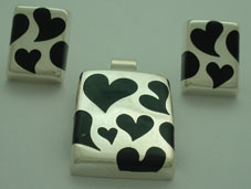 Set rectangle with Hearts  of black resin