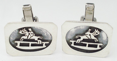 Cufflinks with horse jumping oxidized