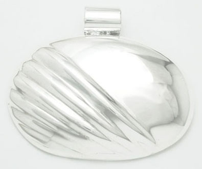 Pendant   oval with  diagonal