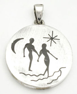 Pendant   round with  couple  in the night beach