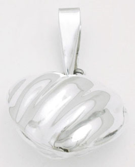 Pendant  on heart small with  divisions  sausage
