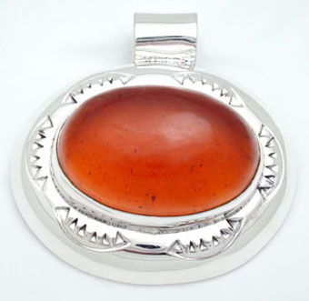 Pendant   amber in embedded oval
