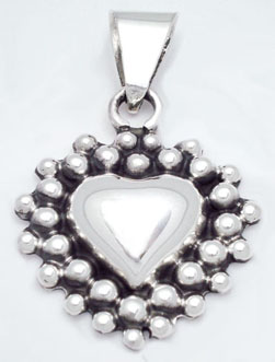 Pendant   embedded heart with sphere