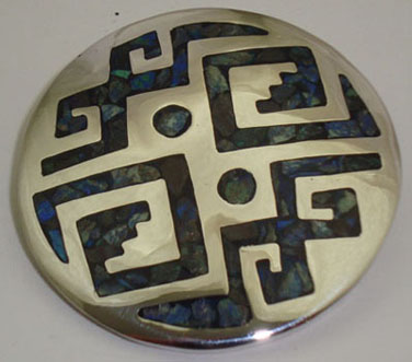 Brooch circle with labyrinth llapislazuli
